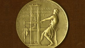 Giải Pulitzer của Mỹ vinh danh tuyến tin Covid-19 và vụ bạo lực George Floyd
