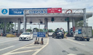 VEC khẩn trương lắp đặt hệ thống thu phí không dừng trên các tuyến cao tốc