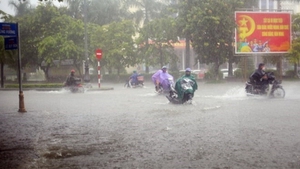 Áp thấp suy yếu, từ Nam Hà Tĩnh đến Quảng Ngãi đề phòng mưa to, lũ quét, sạt lở đất