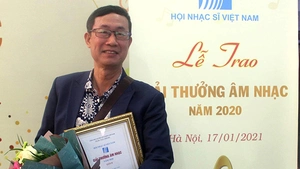 Bùi Anh Tôn - Những ca khúc được hát vang giữa sân trường