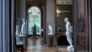 Cơ hội vàng để mua các kiệt tác của Michelangelo, Rodin