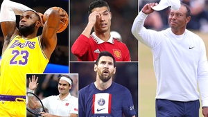 Những biểu tượng nào nối gót Federer giải nghệ: Ronaldo, Messi, Tiger Woods… và ai nữa?