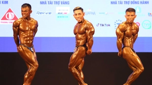 Lực sỹ Phạm Văn Mách cháy lòng với giấc mơ được hát