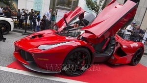 Hãng xe Ferrari đặt mục tiêu phát triển xe thể thao chạy điện