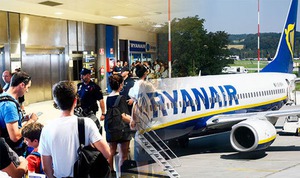 Ryanair hủy hàng trăm chuyến bay do đình công tại Đức