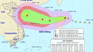 Trung Quốc ban bố cảnh báo nguy hiểm bão Khanun