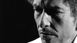 Bob Dylan lần đầu trả lời phỏng vấn sau nhiều năm, nói về George Floyd, đại dịch, Little Richard và… The Eagles