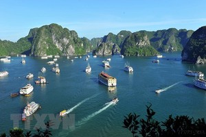 Vịnh Hạ Long: điểm tham quan hàng đầu châu Á