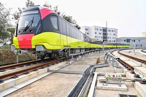 Hà Nội vận hành thử đoàn tàu tuyến metro Nhổn - ga Hà Nội