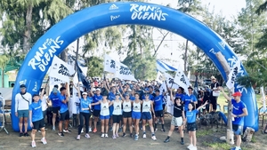 Gần 300 runner thu gom rác và khởi động adidas Run for the Oceans 2022 tại Cần Giờ