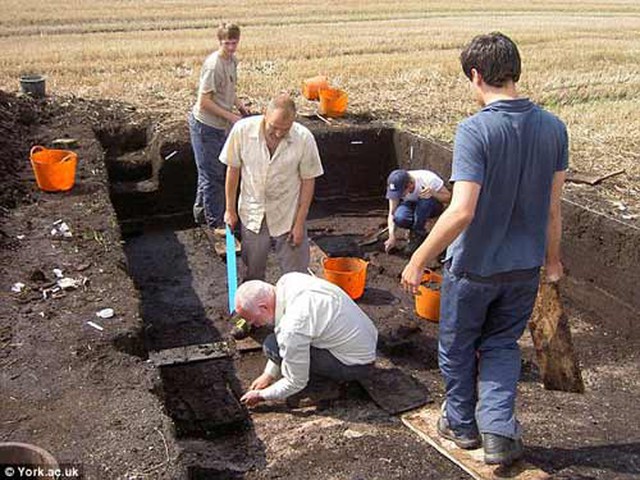 Phát hiện ngôi nhà cổ 10.500 tuổi tại Anh