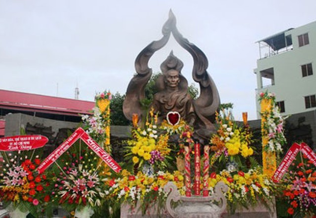Khánh thành tượng đài Bồ tát Thích Quảng Đức