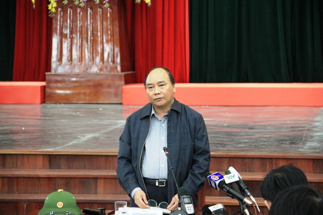 Phó Thủ tướng Chính phủ Nguyễn Xuân Phúc: 'Không được để dân chết vì chủ quan'