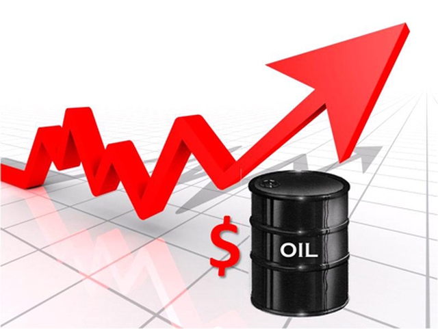 Giá dầu mỏ bất ngờ tăng mạnh