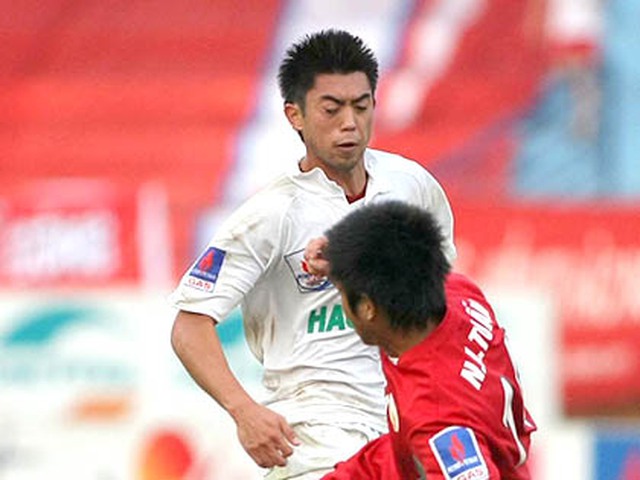 Lee Nguyễn cũng ngán 'đặc sản' bạo lực của V-League