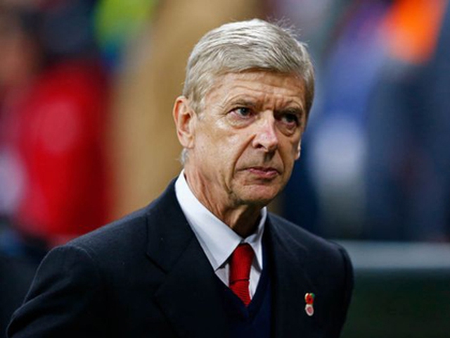 Arsene Wenger chỉ trích hàng thủ, vẫn tuyên bố Arsenal sẽ đi tiếp