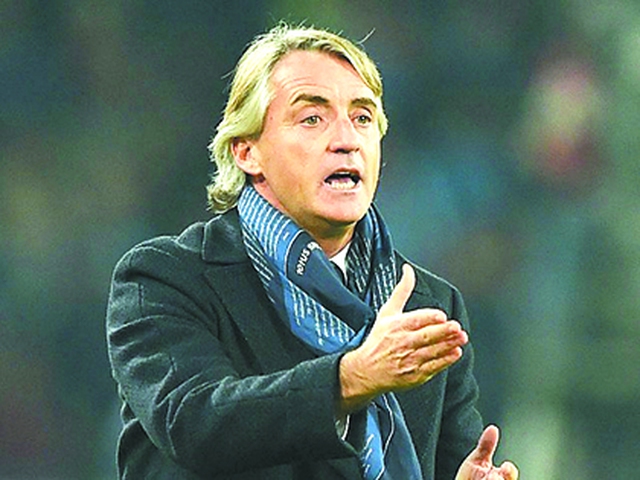 Inter: Mancini không cần xấu hổ