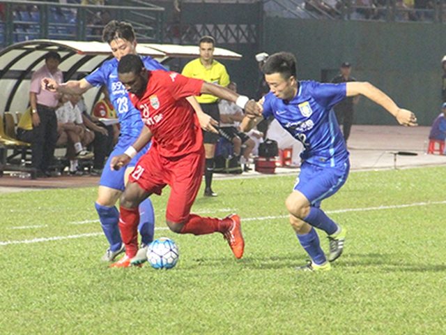 B.Bình Dương – Jiangsu Suning 1-1: 'Đại gia' Trung Quốc không hơn 'đại gia' Việt