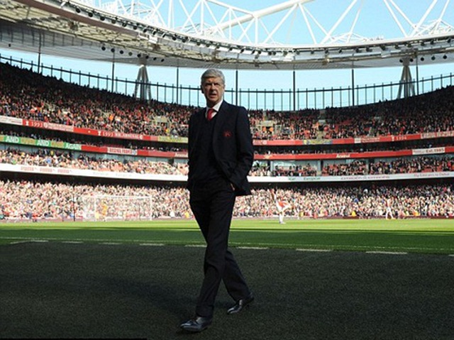 Arsene Wenger có thể ra đi sớm nếu fan Arsenal tiếp tục phản đối