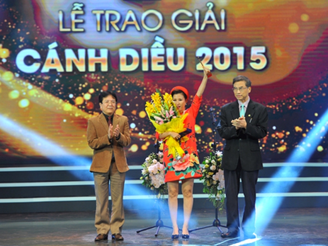 Trao giải Cánh diều 2015: Phim 'Trúng số' lập hattrick, 'Tuổi thanh xuân' giành cú đúp