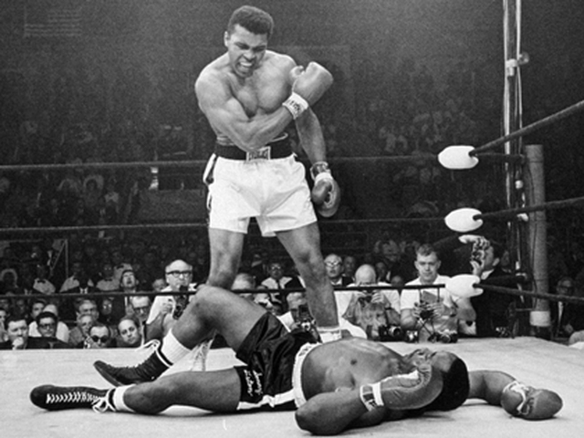 VIDEO: 10 trận đấu quyền anh kinh điển của huyền thoại Muhammad Ali