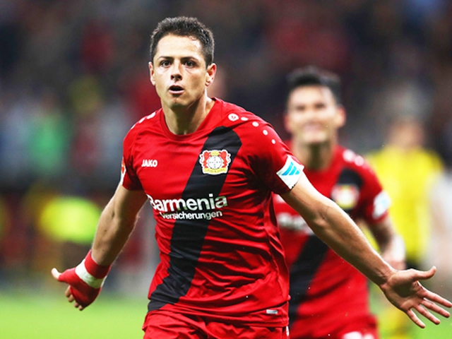 Rời Man United, Chicharito không thể ngừng ghi bàn