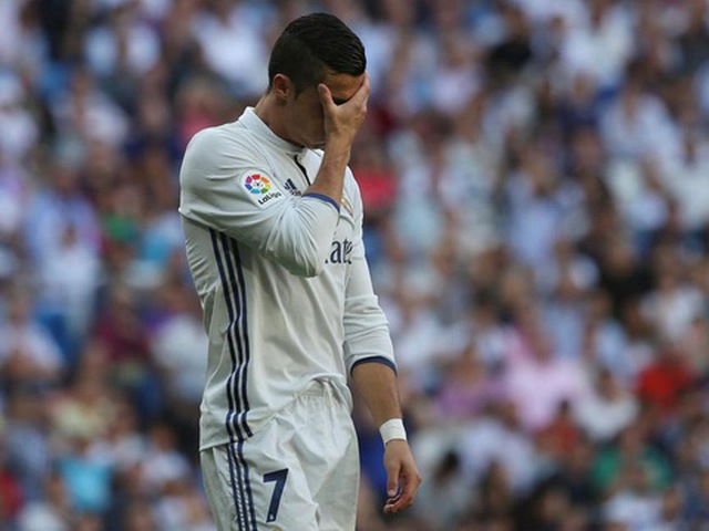 Cristiano Ronaldo khởi đầu Liga tệ nhất trong 6 năm qua