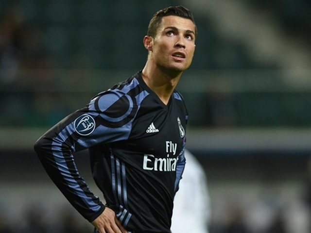 Ronaldo đá tệ đến khó tin trước đối thủ yếu nhất Champions League
