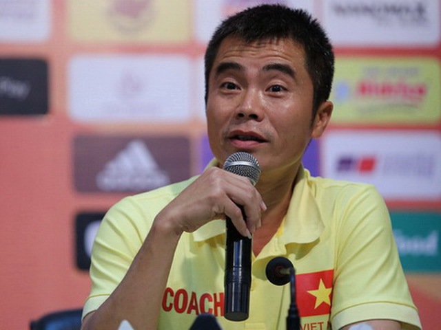 HLV Phạm Minh Đức: ‘Tuyển thủ U19 cũng phải dự bị ở U21’