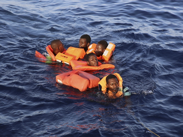 Chìm thuyền ngoài khơi Lybia, hơn 100 người thiệt mạng
