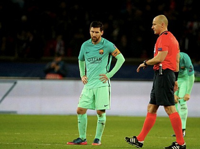Chuyên gia đồng loạt chỉ trích Barca, Messi