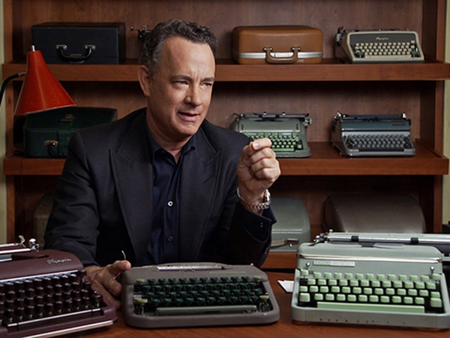 Siêu sao Hollywood Tom Hanks ra truyện ngắn về người nhập cư tới tỷ phú lập dị...