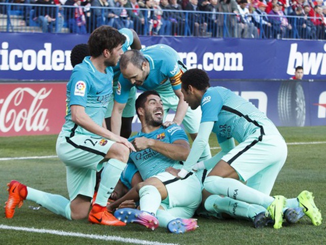 ĐIỂM NHẤN Atletico 1-2 Barca: Messi siêu hạng & Bản lĩnh nhà vô địch