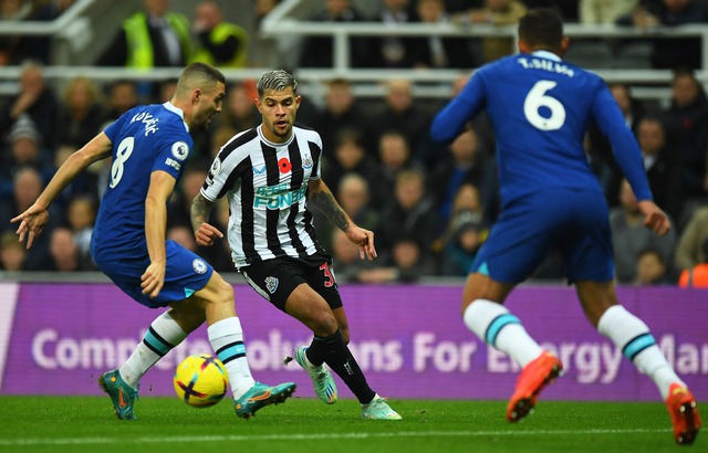 Chelsea như bệ phóng để Newcastle thăng hoa - Ảnh 1.