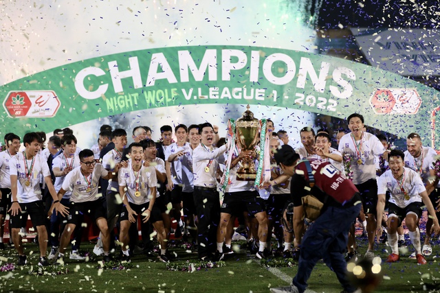 CLB Hà Nội vô địch V-League 2022 - Ảnh 6.