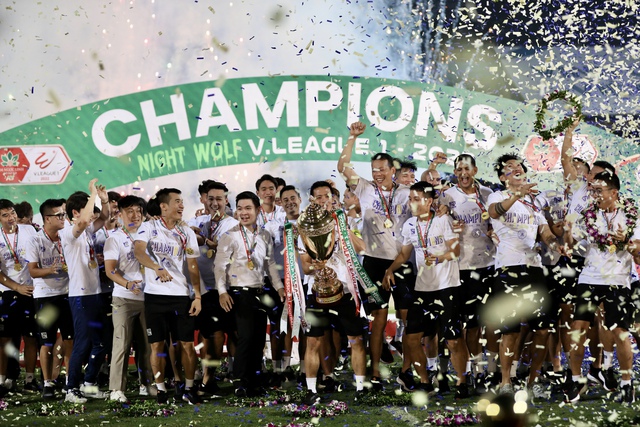 CLB Hà Nội vô địch V-League 2022 - Ảnh 7.