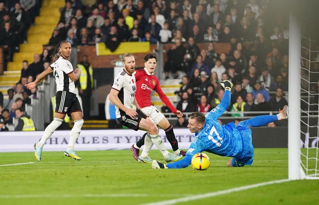 Kết quả bóng đá Fulham 1-2 MU: Garnacho tỏa sáng phút cuối - Ảnh 3.