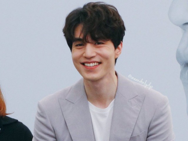 Lee Dong Wook tiết lộ lý do chưa từng có bạn gái đón Giáng sinh suốt 6 năm - Ảnh 3.