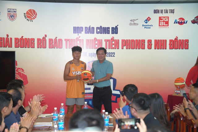 Hà Nội lần đầu tiên có giải bóng rổ cấp THPT - Ảnh 1.