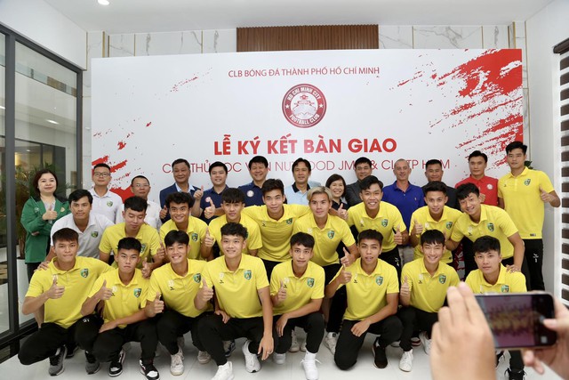 Bóng đá Việt Nam tối 21/11: CĐV nhận ưu đãi mua vé trận Việt Nam vs Dortmund - Ảnh 3.