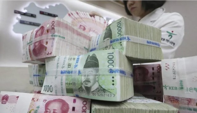 Hàn Quốc nâng lãi suất cơ bản để kiềm chế lạm phát - Ảnh 1.