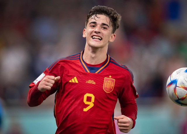 Mới 18 tuổi, tiền vệ Tây Ban Nha đã làm điều không tưởng tại World Cup 2022: Tuổi trẻ tài cao là đây chứ đâu - Ảnh 3.
