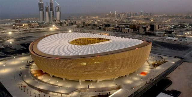 Siêu nhà máy quang điện, hồ chứa nước chiến lược, sân vận động và xe buýt: Đây là cách ‘ghi bàn’của một quốc gia không có đội bóng tham dự World Cup Qatar 2022 - Ảnh 4.