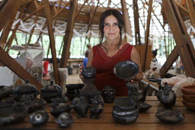 UNESCO công nhận gốm sứ Chile, trí tuệ cổ xưa Colombia là văn hóa phi vật thể - Ảnh 1.
