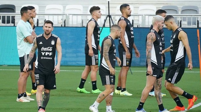 Bóng đá hôm nay 8/11: Argentina rút gọn danh sách dự World Cup