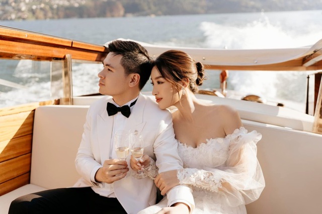 Cuộc sống tân hôn của sao Việt lên xe hoa năm 2022: Ngô Thanh Vân như hình với bóng cùng ông xã, Đỗ Mỹ Linh khiến chồng thấy 'áp lực' - Ảnh 4.
