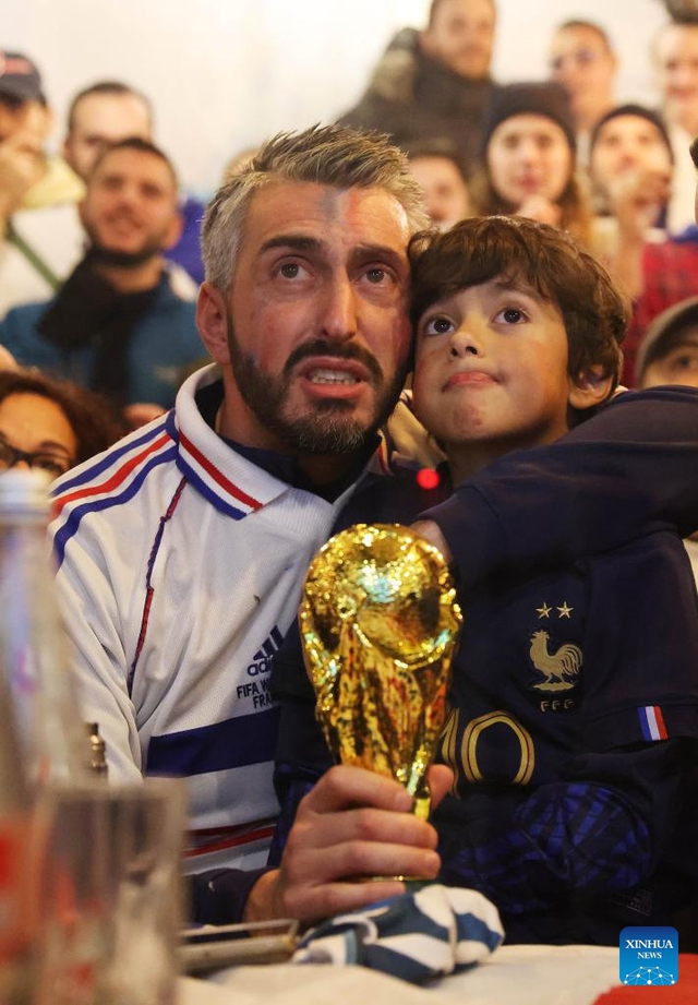 Khi tất cả cảm xúc đều bùng nổ: Hình ảnh cả thế giới dõi theo và ăn mừng trận chung kết World Cup “hay nhất lịch sử” - Ảnh 5.