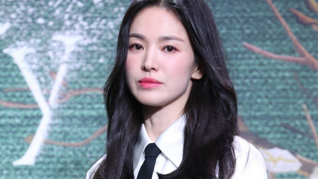 Trong mắt netizen, Song Hye Kyo bắt đầu lộ dấu hiệu lão hóa