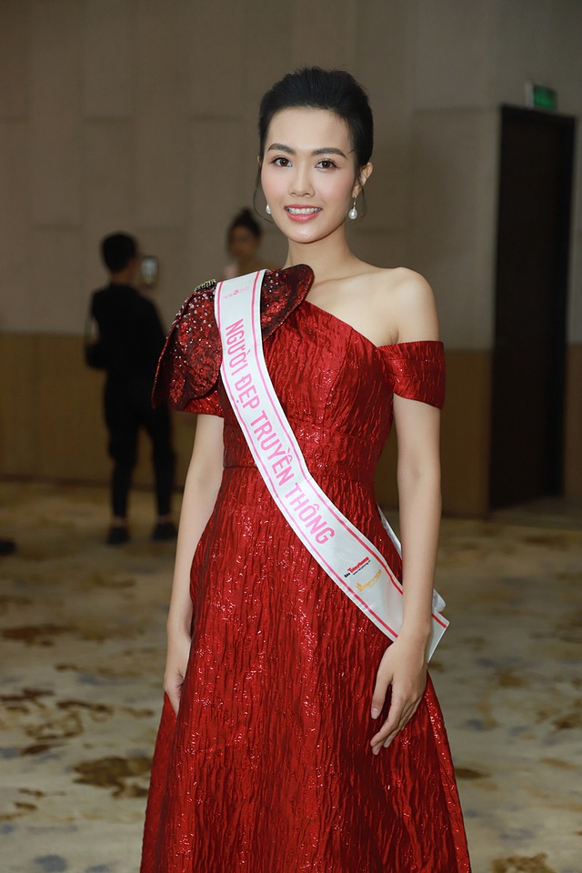 Top 3 Hoa hậu Việt Nam 2022 xuất hiện sau đêm Chung kết - Ảnh 10.