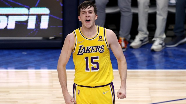 Thi đấu ấn tượng, sao trẻ Los Angeles Lakers dự kiến được tăng lương gấp 6 lần - Ảnh 1.